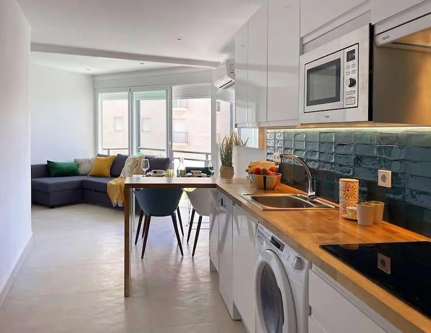 Stylish Modern Apt Unbeatable Location 마르베야 아파트