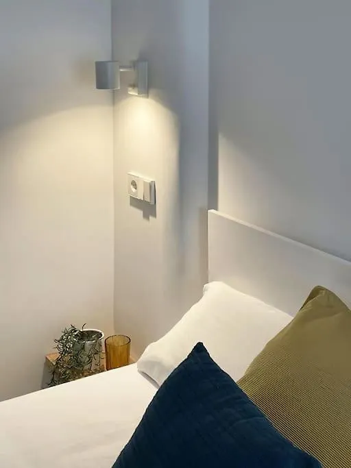 Stylish Modern Apt Unbeatable Location 마르베야 0*,  스페인