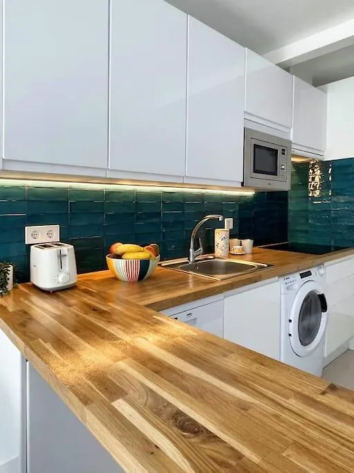 아파트 Stylish Modern Apt Unbeatable Location 마르베야