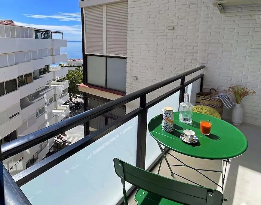 Stylish Modern Apt Unbeatable Location 마르베야