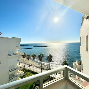 Sea View 1st Line Free Parking Marbella